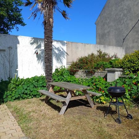 Superbe Studio, Avec Cuisine Et Espace Exterieur ปลูแกร์โน ภายนอก รูปภาพ