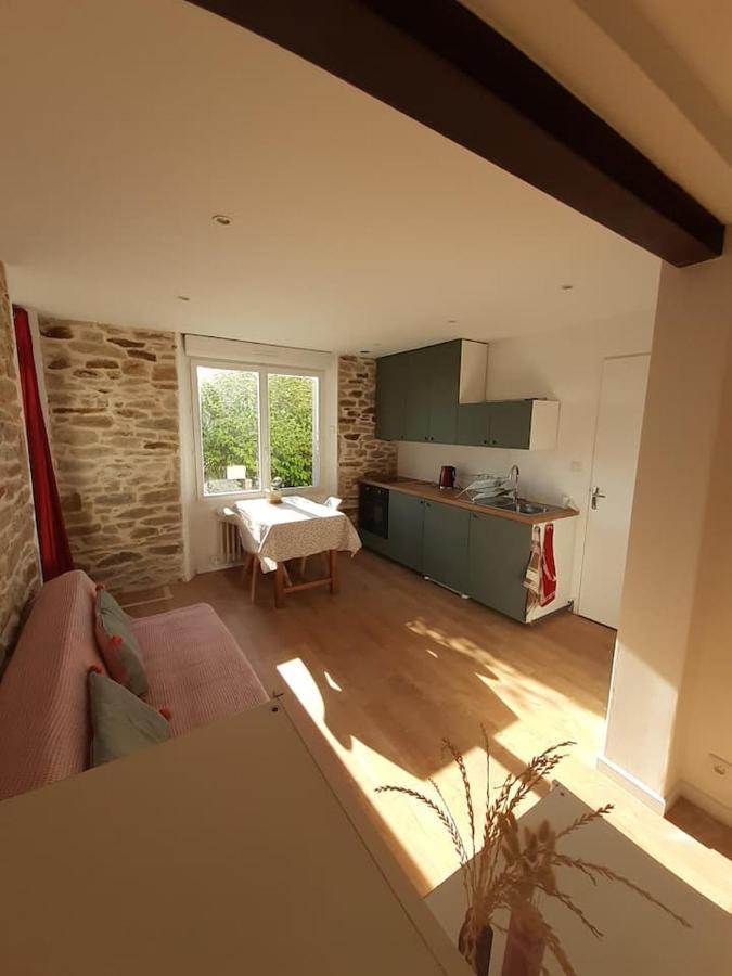 Superbe Studio, Avec Cuisine Et Espace Exterieur ปลูแกร์โน ภายนอก รูปภาพ